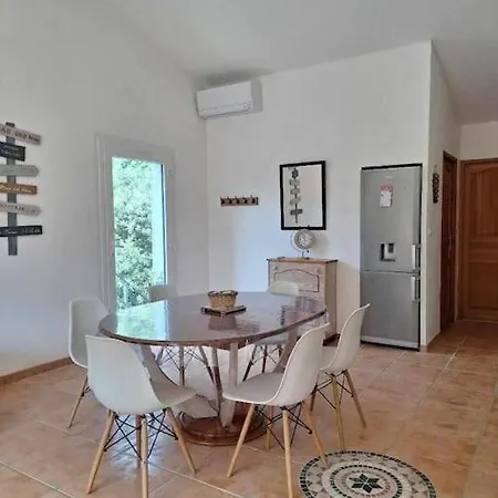 Du Chene 5 Personnes * Saint-Quentin-la-Poterie